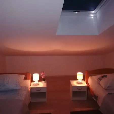 Apartman Daria * تروغير